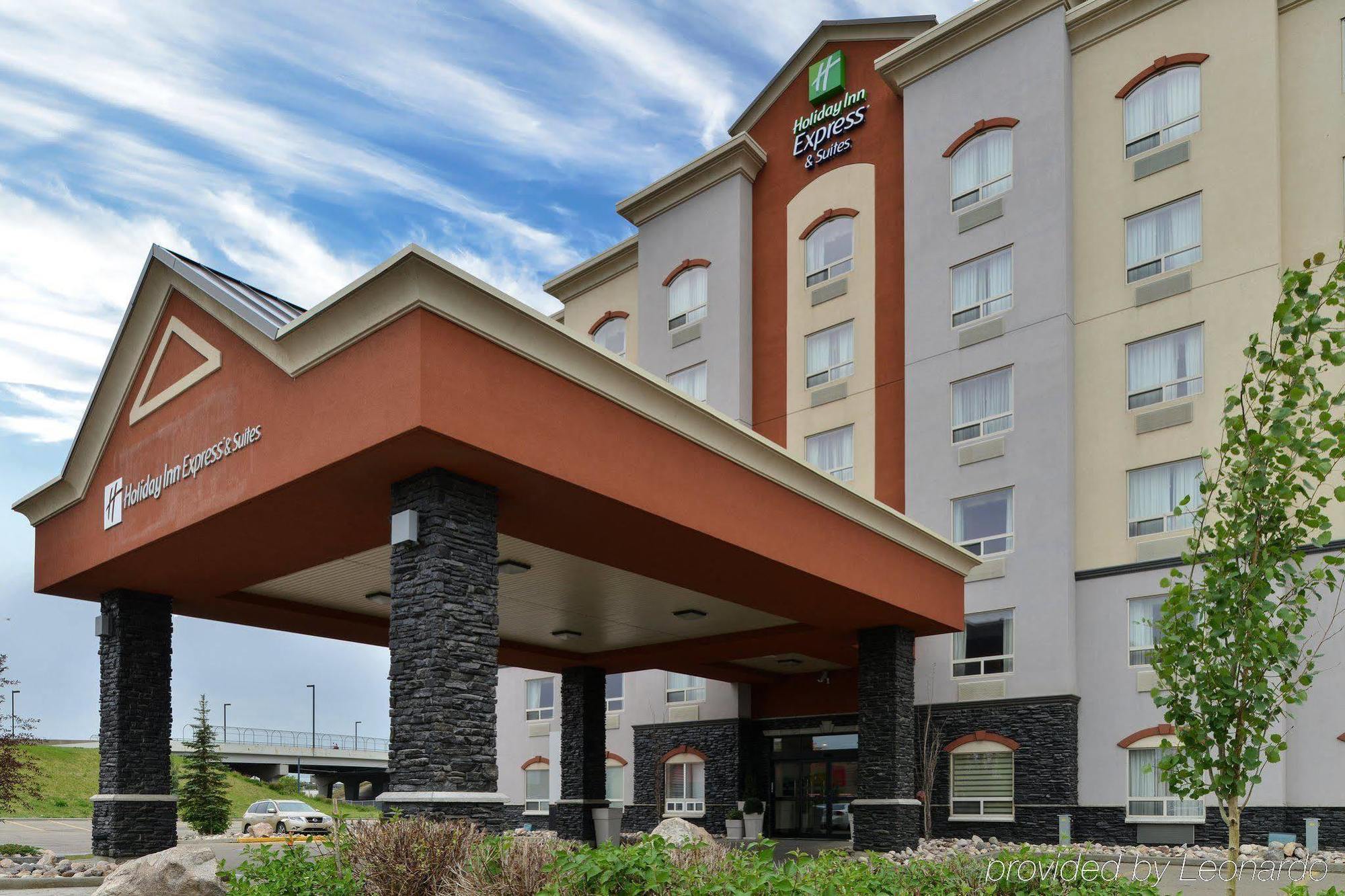 Holiday Inn Express Edmonton North By Ihg Exterior foto